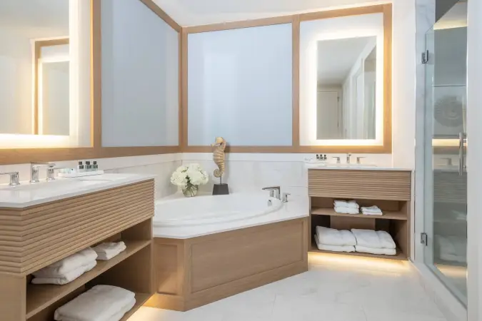 Image for room 2KKGV - suite bathroom 1 